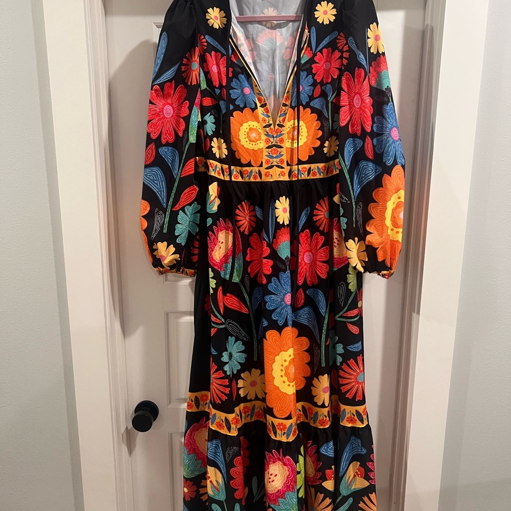 SHEIN Black Floral Long Sleeve Dress